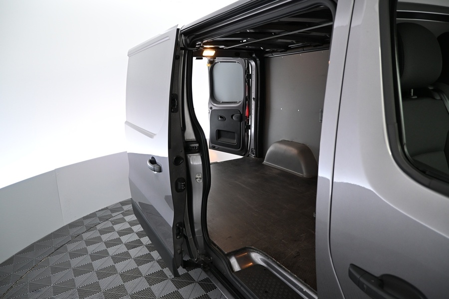 Renault Trafic vaihtoauto