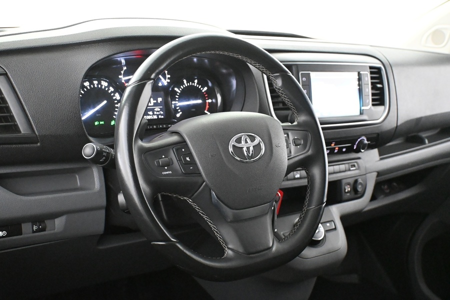 Toyota Proace vaihtoauto