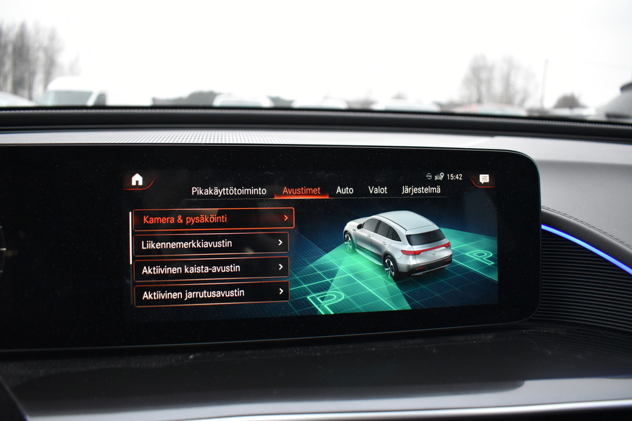 Mercedes-Benz EQC vaihtoauto