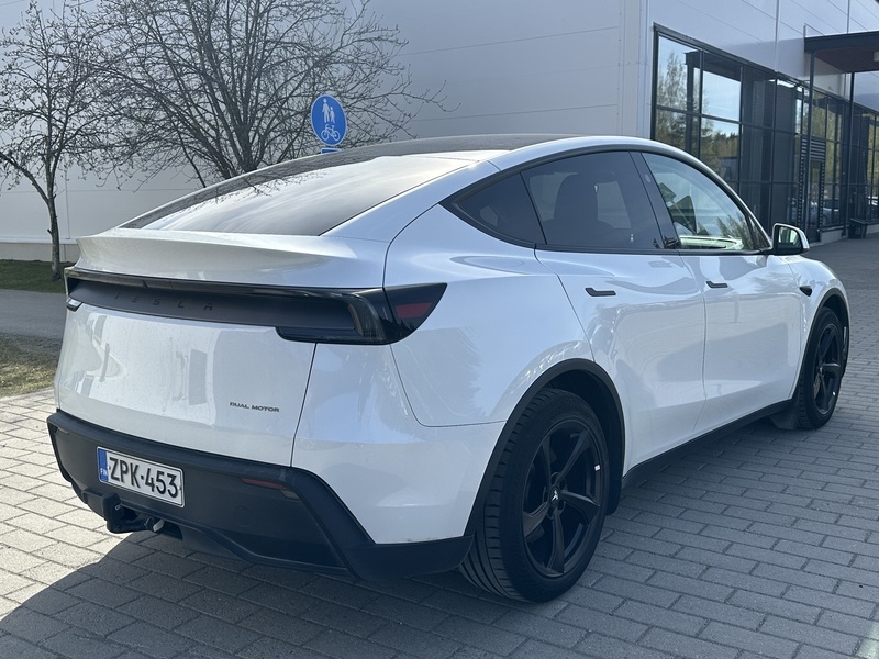 Tesla Model Y vaihtoauto