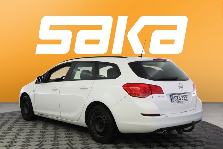 Opel Astra vaihtoauto