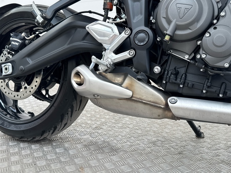 Triumph TR vaihtoauto