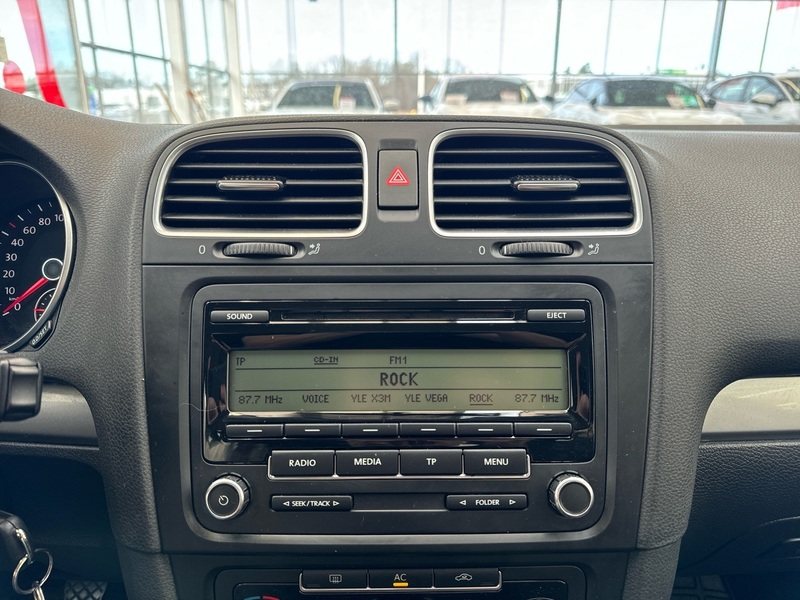 Volkswagen Golf vaihtoauto