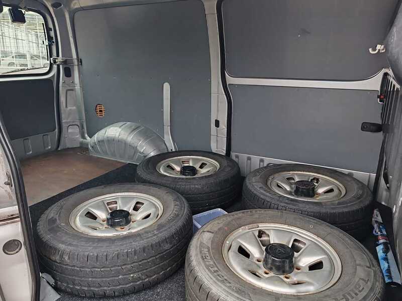 Toyota Hiace vaihtoauto