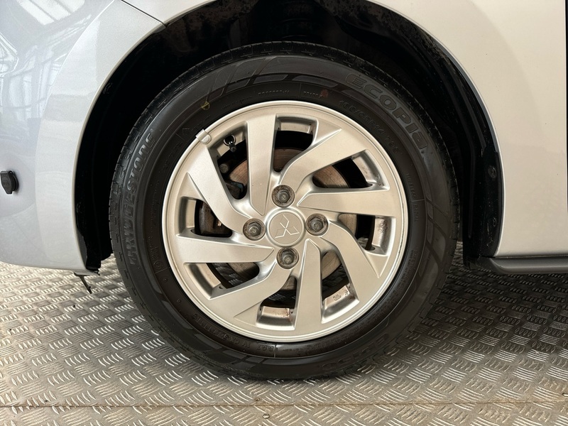 Mitsubishi Space Star vaihtoauto