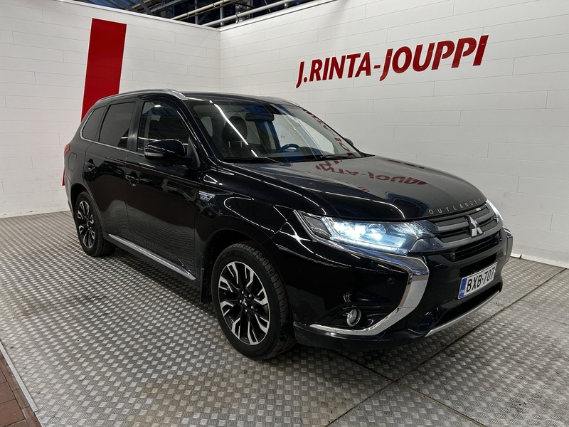 Mitsubishi Outlander PHEV vaihtoauto