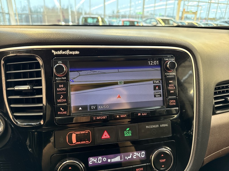 Mitsubishi Outlander PHEV vaihtoauto