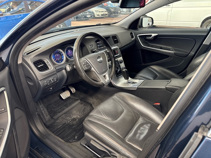 Volvo V60 vaihtoauto