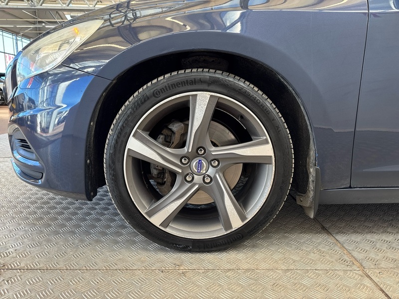Volvo V60 vaihtoauto