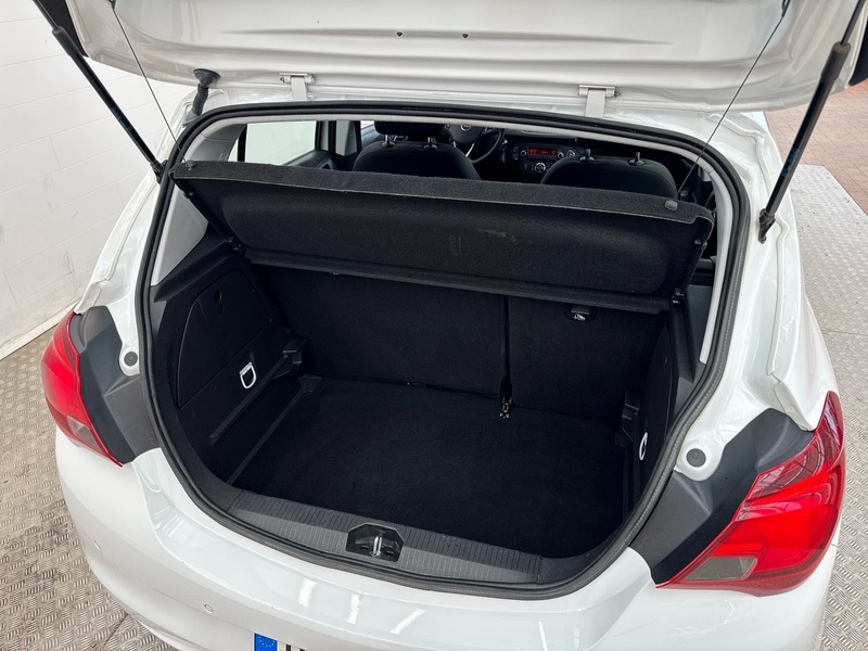 Opel Corsa vaihtoauto