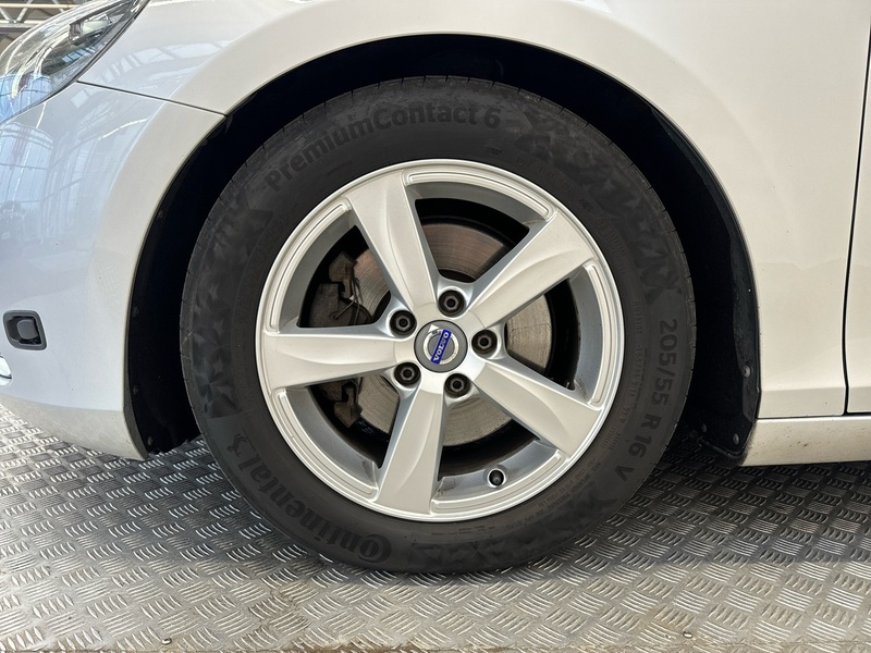 Volvo V40 vaihtoauto