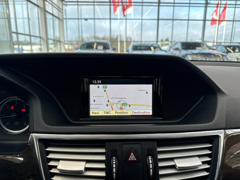 Mercedes-Benz E vaihtoauto