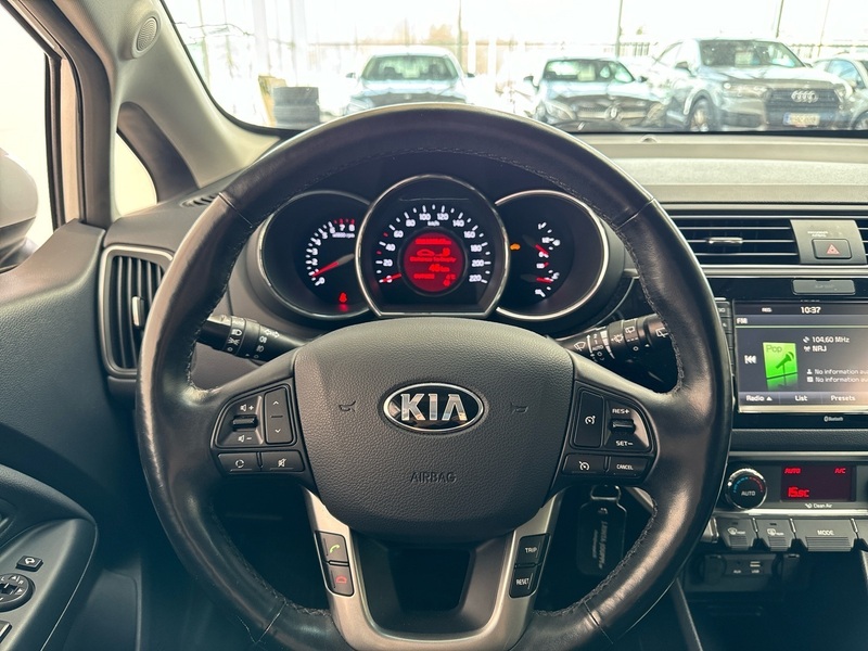 Kia Rio vaihtoauto