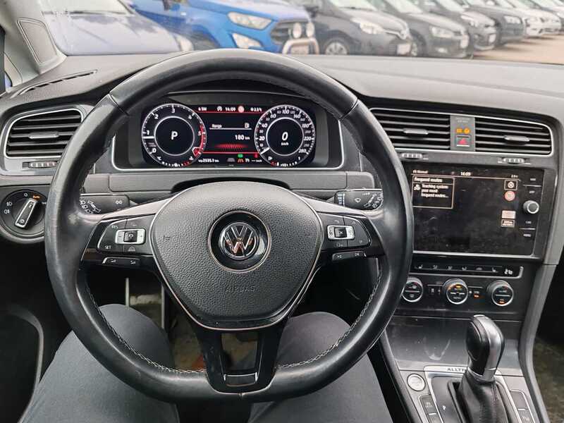 Volkswagen Golf vaihtoauto
