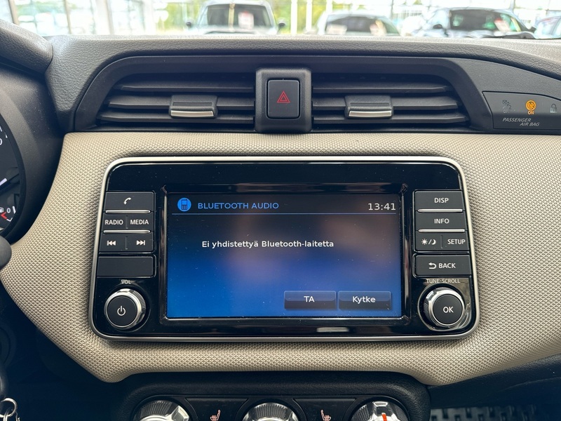 Nissan Micra vaihtoauto