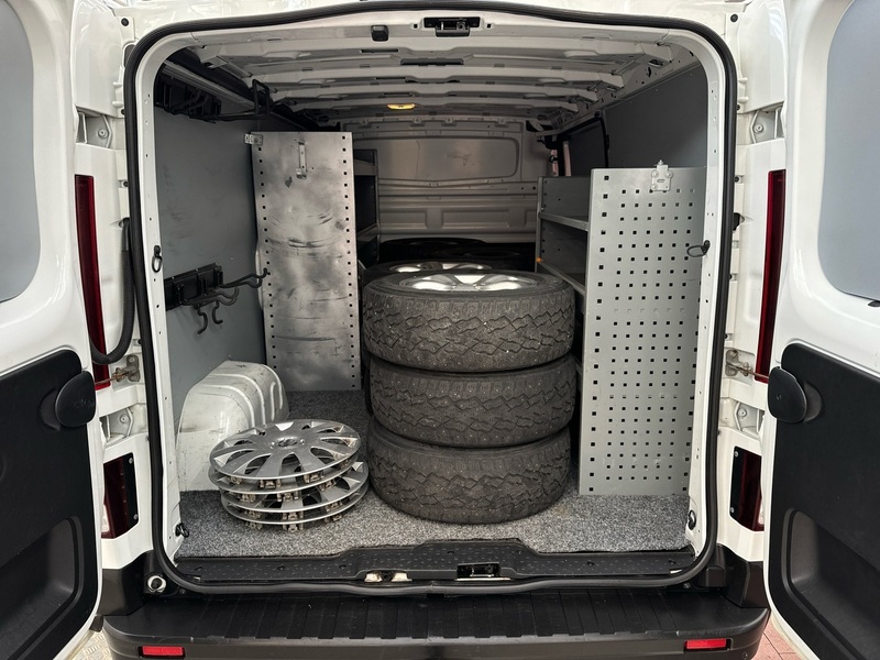 Nissan NV300 vaihtoauto