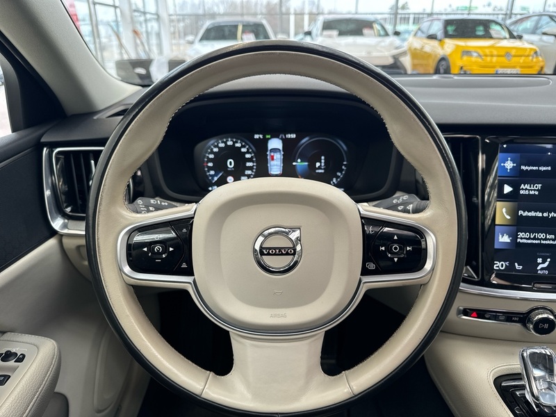 Volvo V60 vaihtoauto