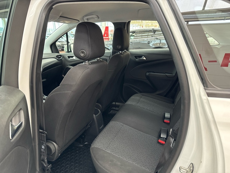 Opel Crossland X vaihtoauto