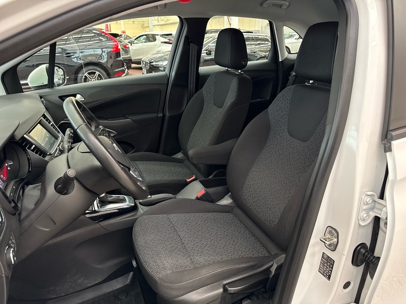 Opel Crossland X vaihtoauto