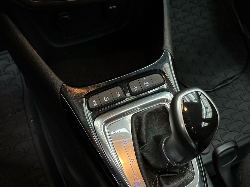 Opel Crossland X vaihtoauto