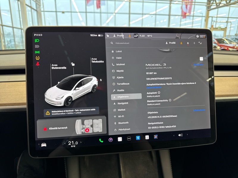 Tesla Model 3 vaihtoauto