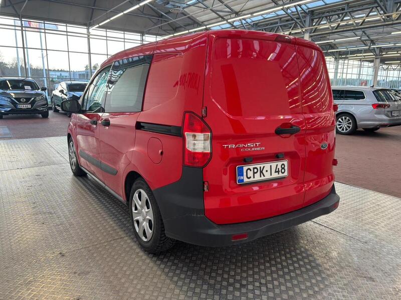 Ford Transit Courier vaihtoauto