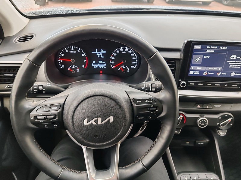 Kia Stonic vaihtoauto