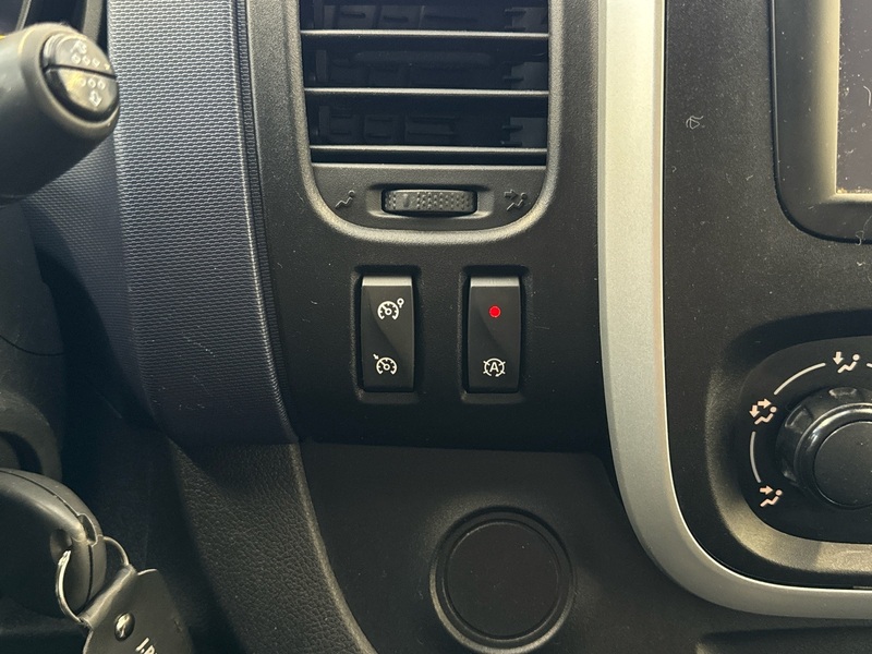 Opel Vivaro vaihtoauto