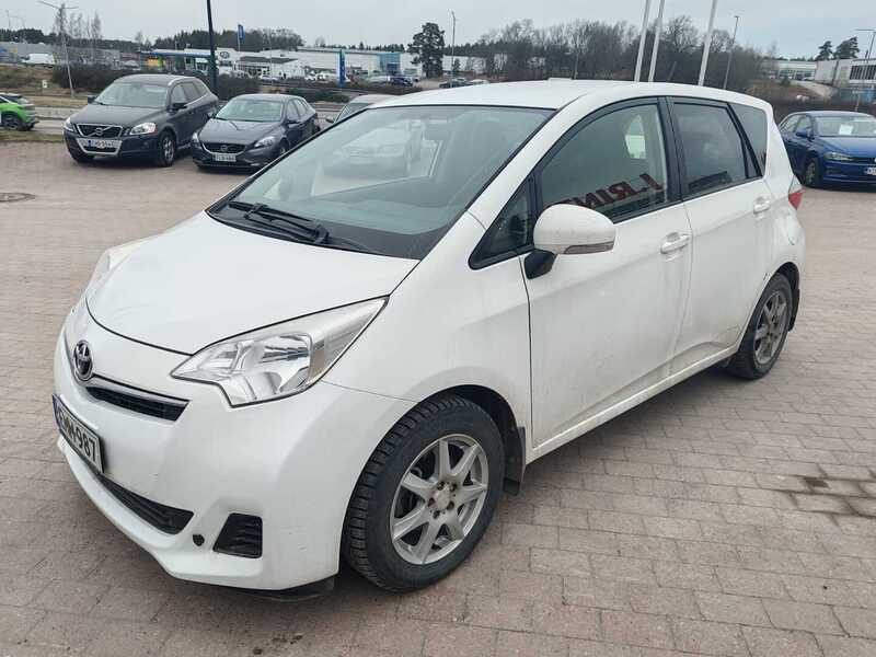 Toyota Verso-S vaihtoauto