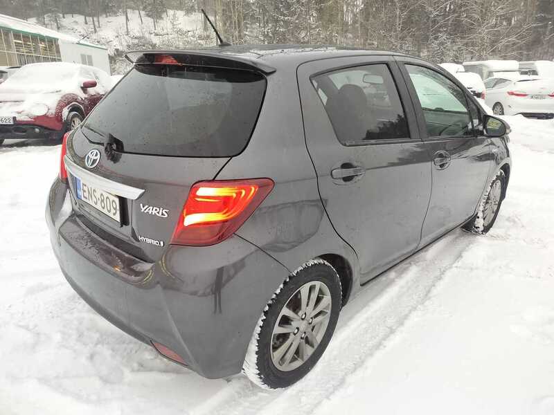 Toyota Yaris vaihtoauto