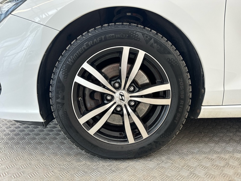 Hyundai i30 Fastback vaihtoauto