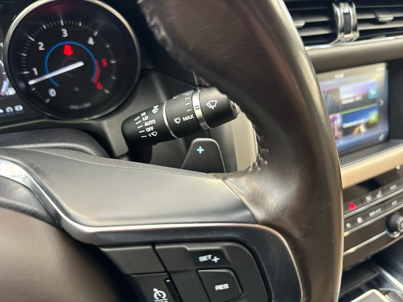 Jaguar XF vaihtoauto