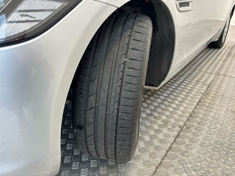 Jaguar XF vaihtoauto