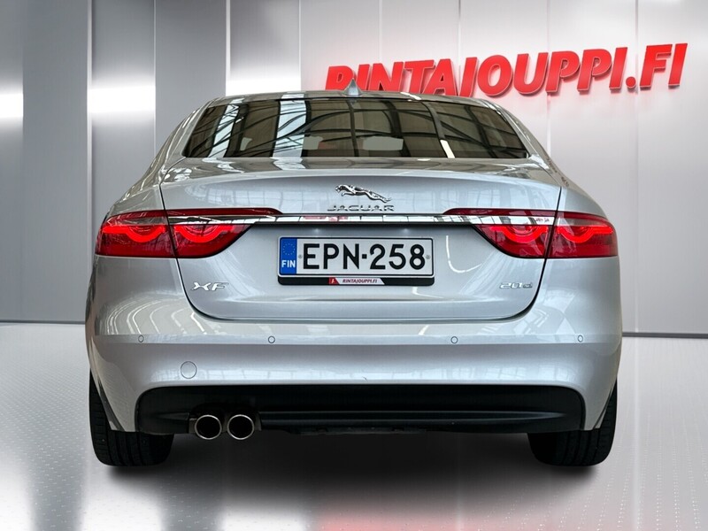 Jaguar XF vaihtoauto