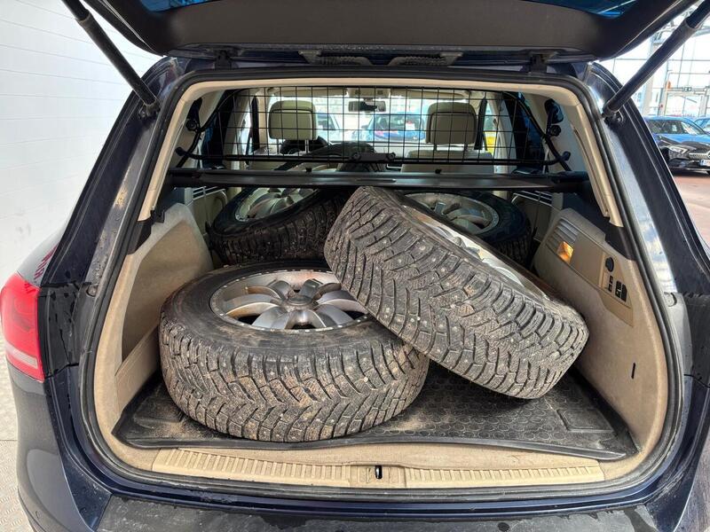 Volkswagen Touareg vaihtoauto