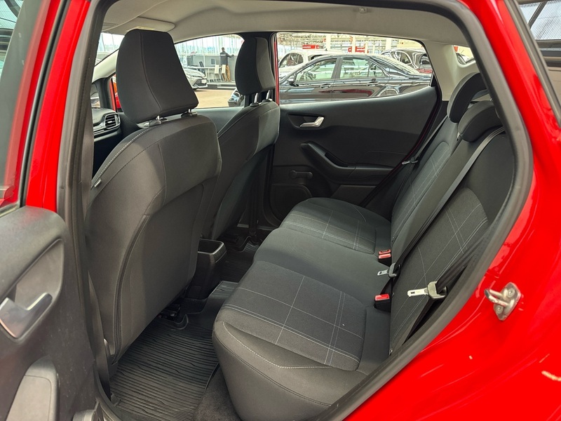 Ford Fiesta vaihtoauto