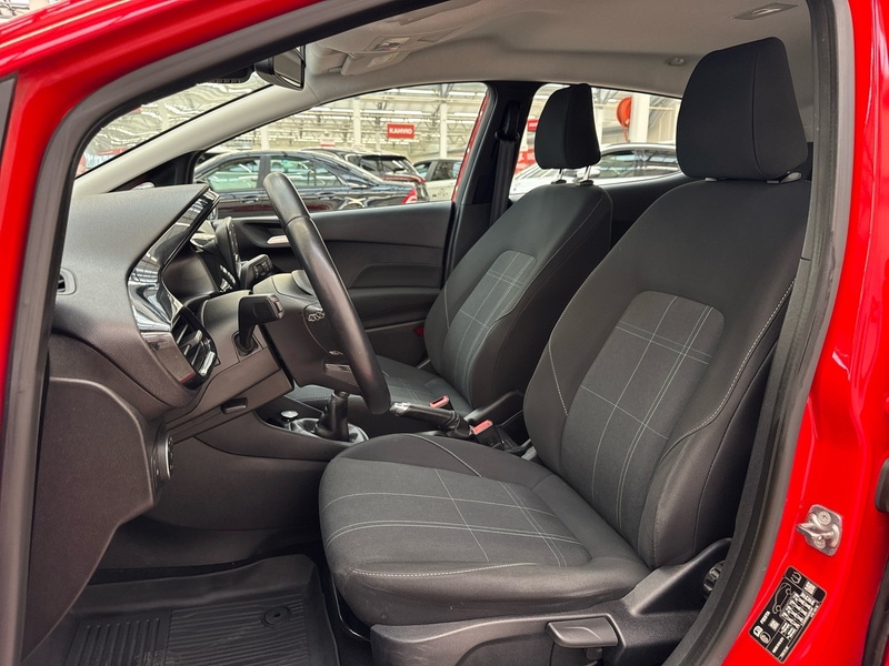 Ford Fiesta vaihtoauto