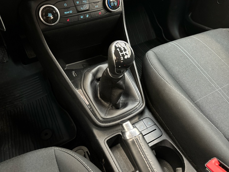 Ford Fiesta vaihtoauto