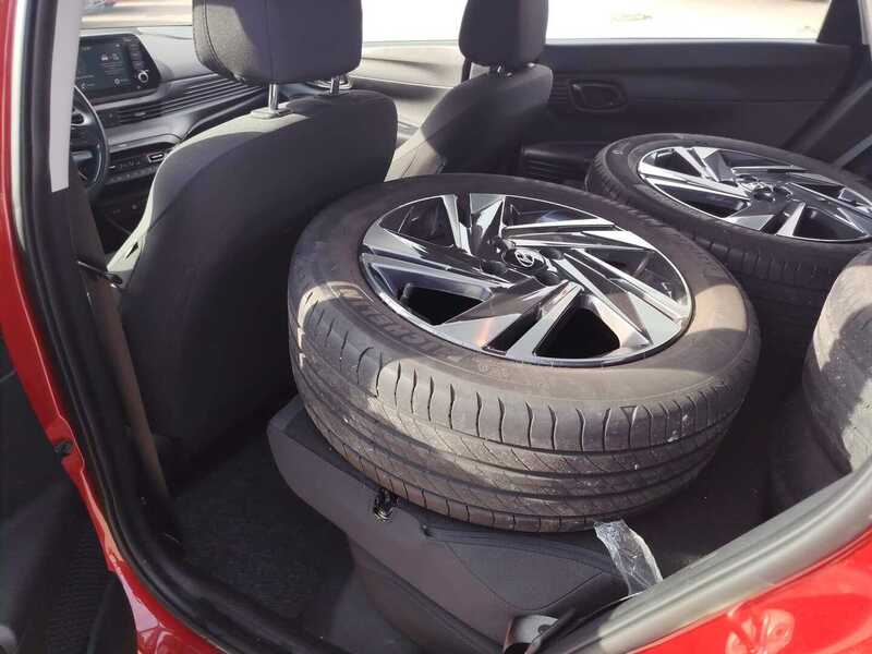 Hyundai i20 Hatchback vaihtoauto