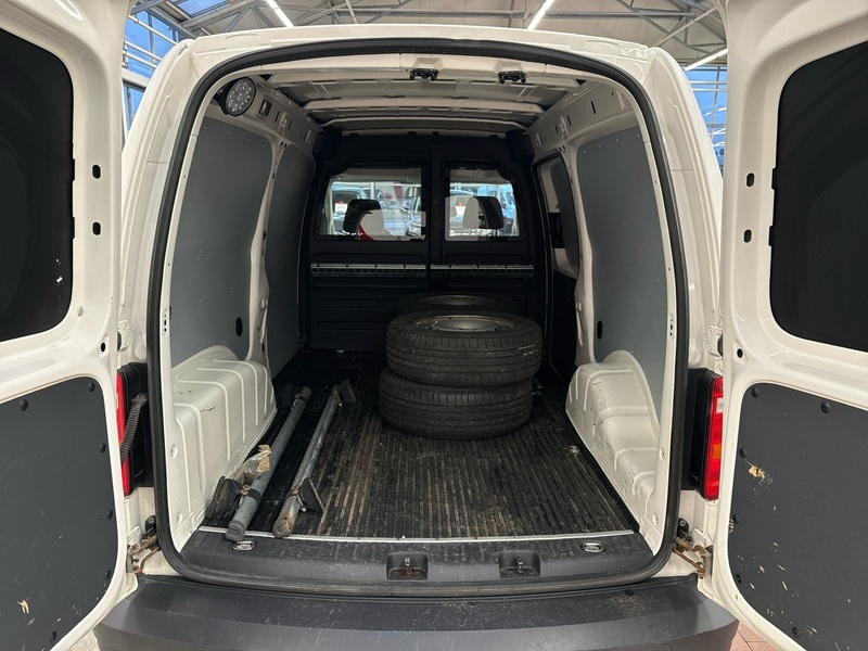 Volkswagen Caddy Maxi vaihtoauto