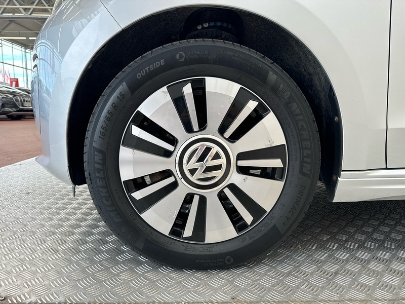 Volkswagen up! vaihtoauto