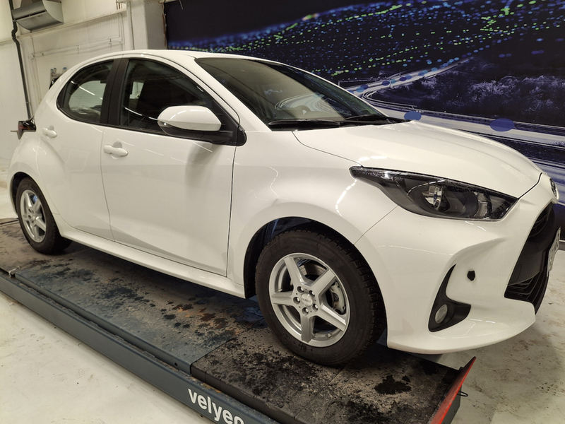 Toyota Yaris vaihtoauto