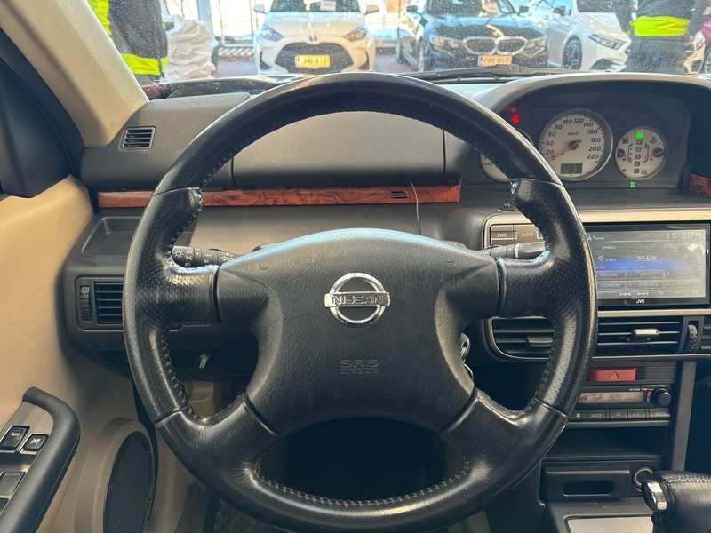 Nissan X-Trail vaihtoauto