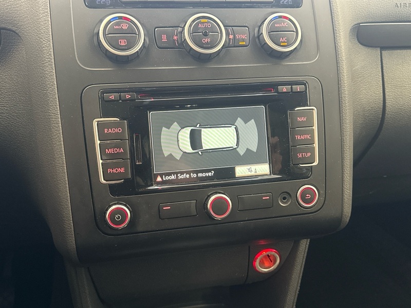 Volkswagen Touran vaihtoauto