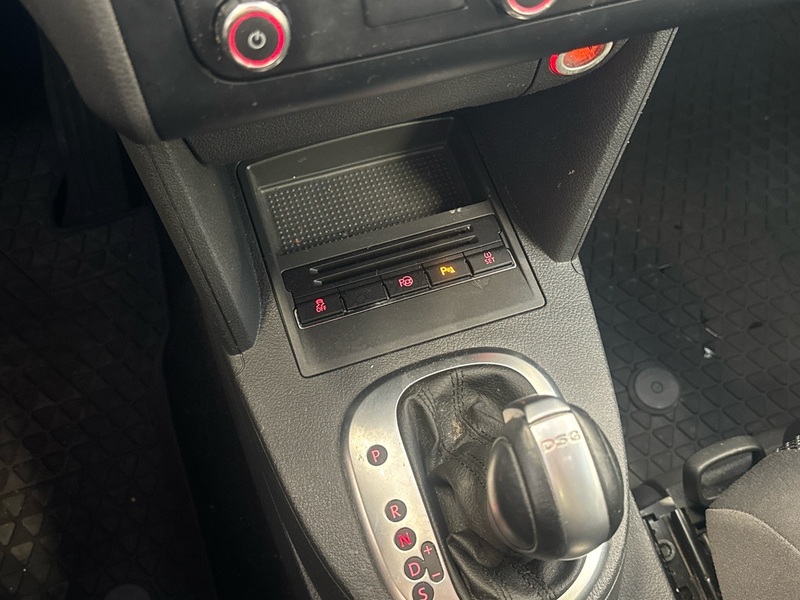 Volkswagen Touran vaihtoauto