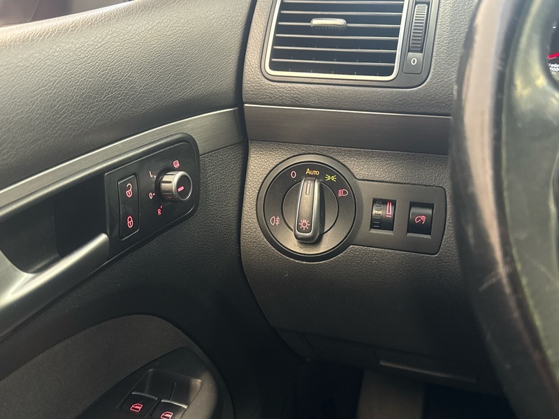 Volkswagen Touran vaihtoauto