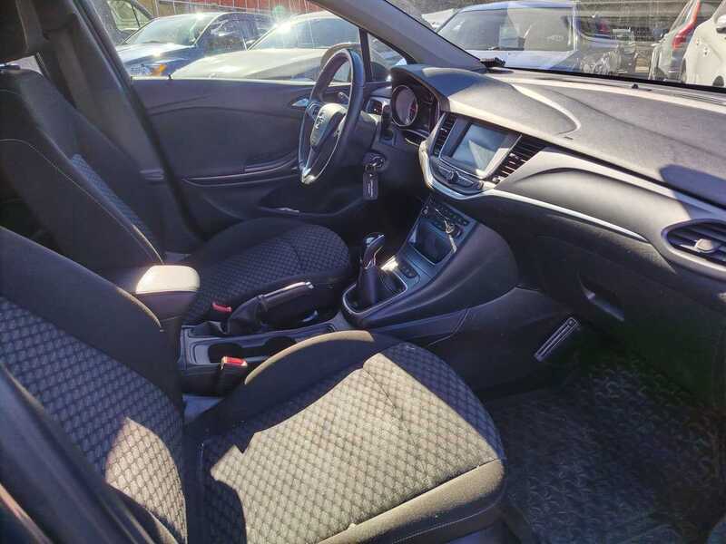 Opel Astra vaihtoauto