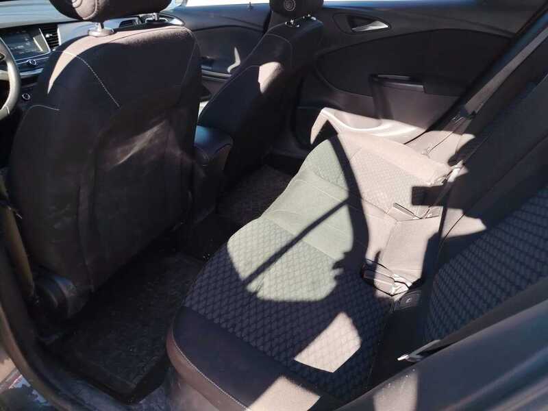 Opel Astra vaihtoauto