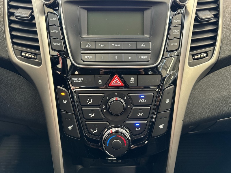 Hyundai i30 5d vaihtoauto