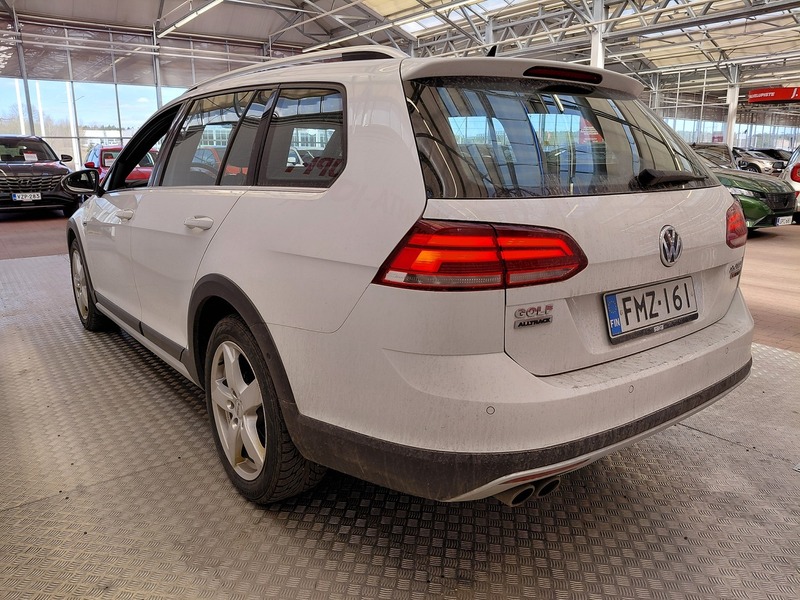 Volkswagen Golf vaihtoauto